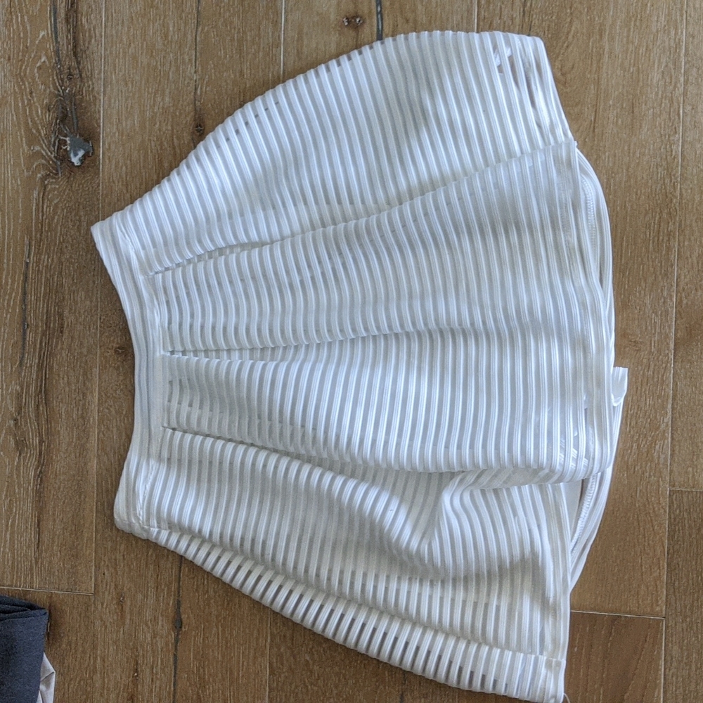 NWOT bubble skirt by forever 21